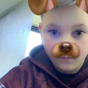 Meet your Posher, Eli